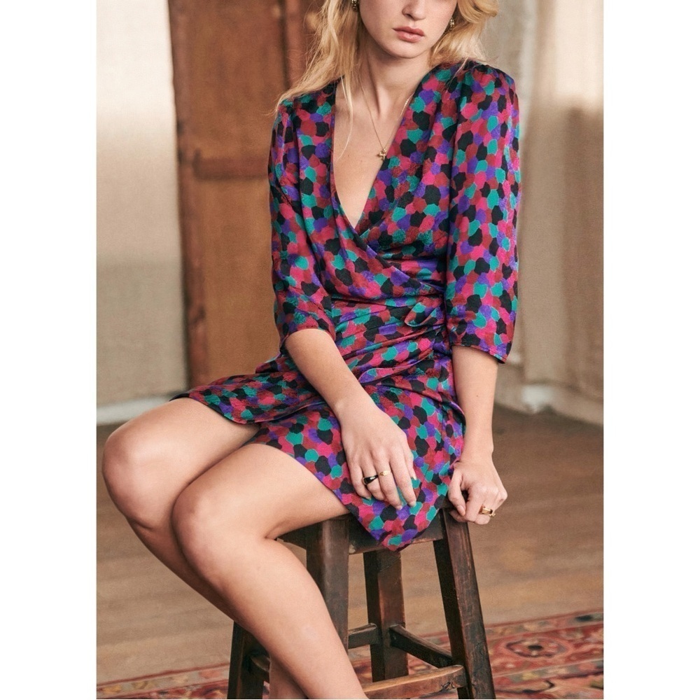 Sezane Mini Short-Sleeve Doha Silk Wrap Dress - Picture 4 of 7